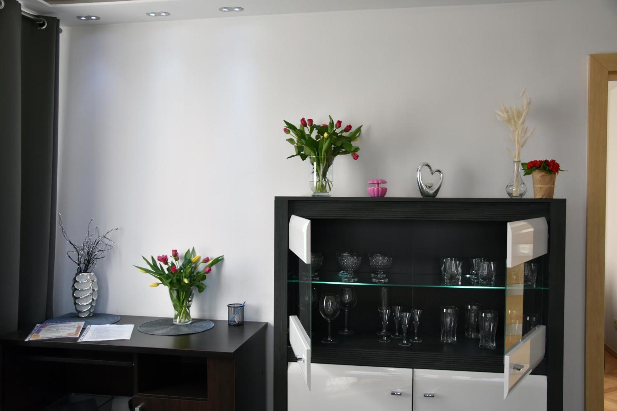 Apartament Night Premium Krakow Luaran gambar