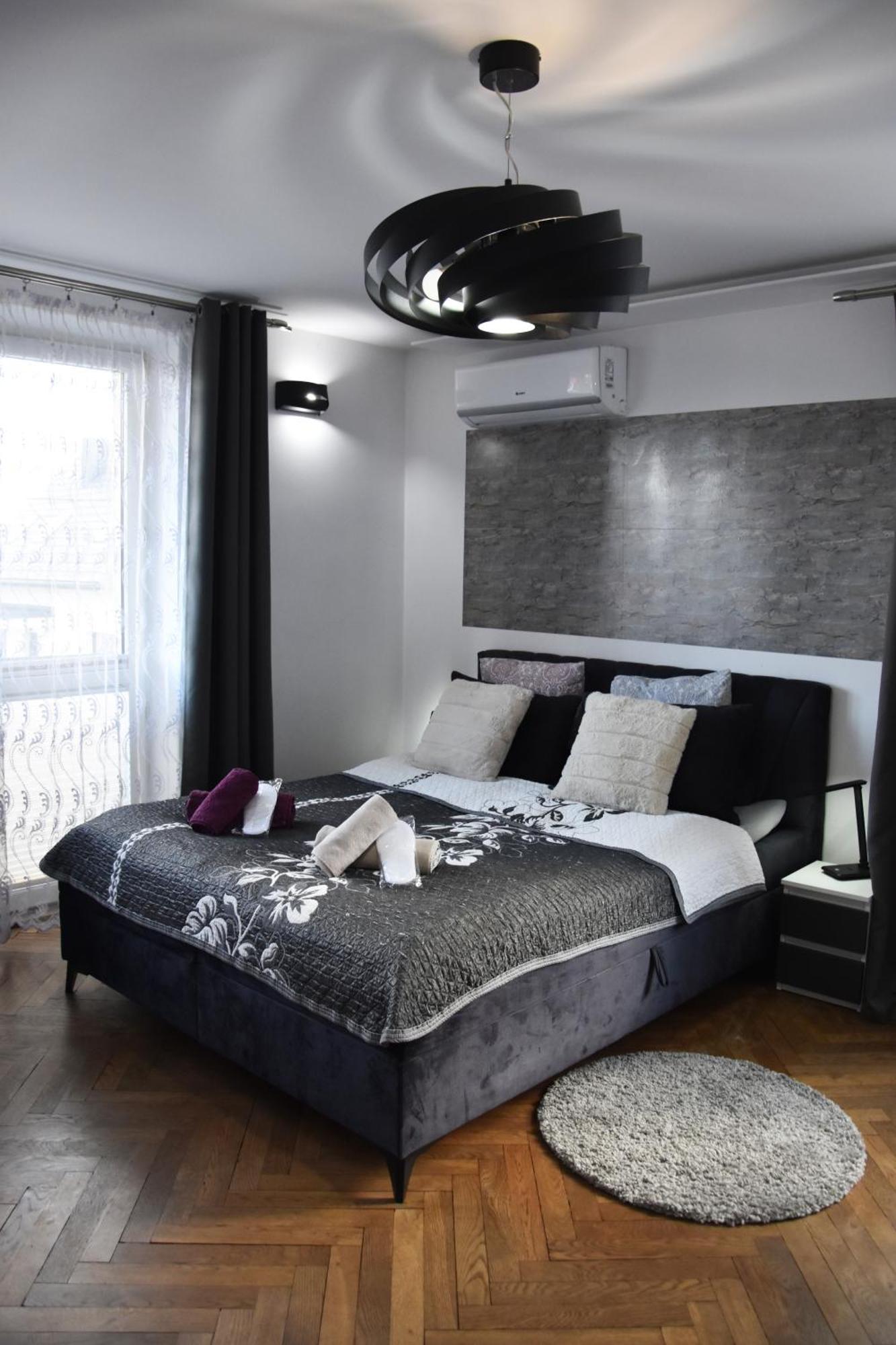 Apartament Night Premium Krakow Luaran gambar